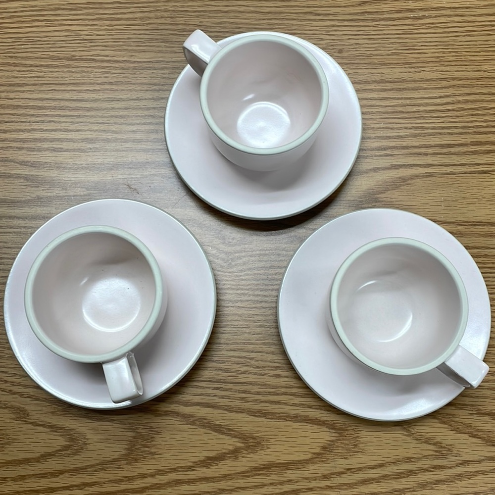 Set of 3 - Sasaki Matte pink cups and saucers